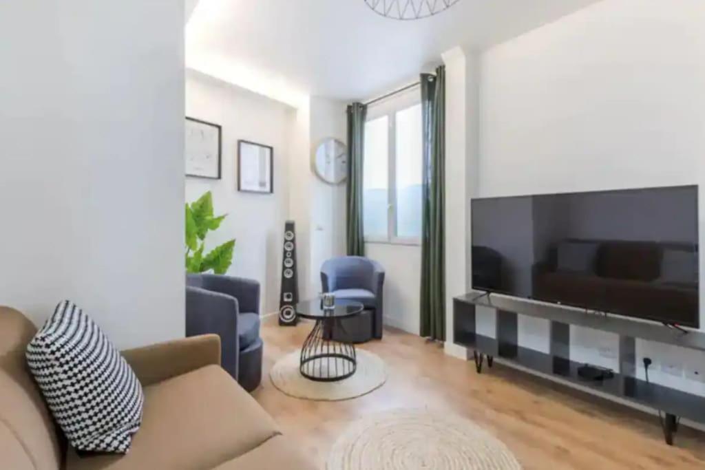 Roses Appartement Proche Sacree-Coeur/Montmarte 파리 외부 사진